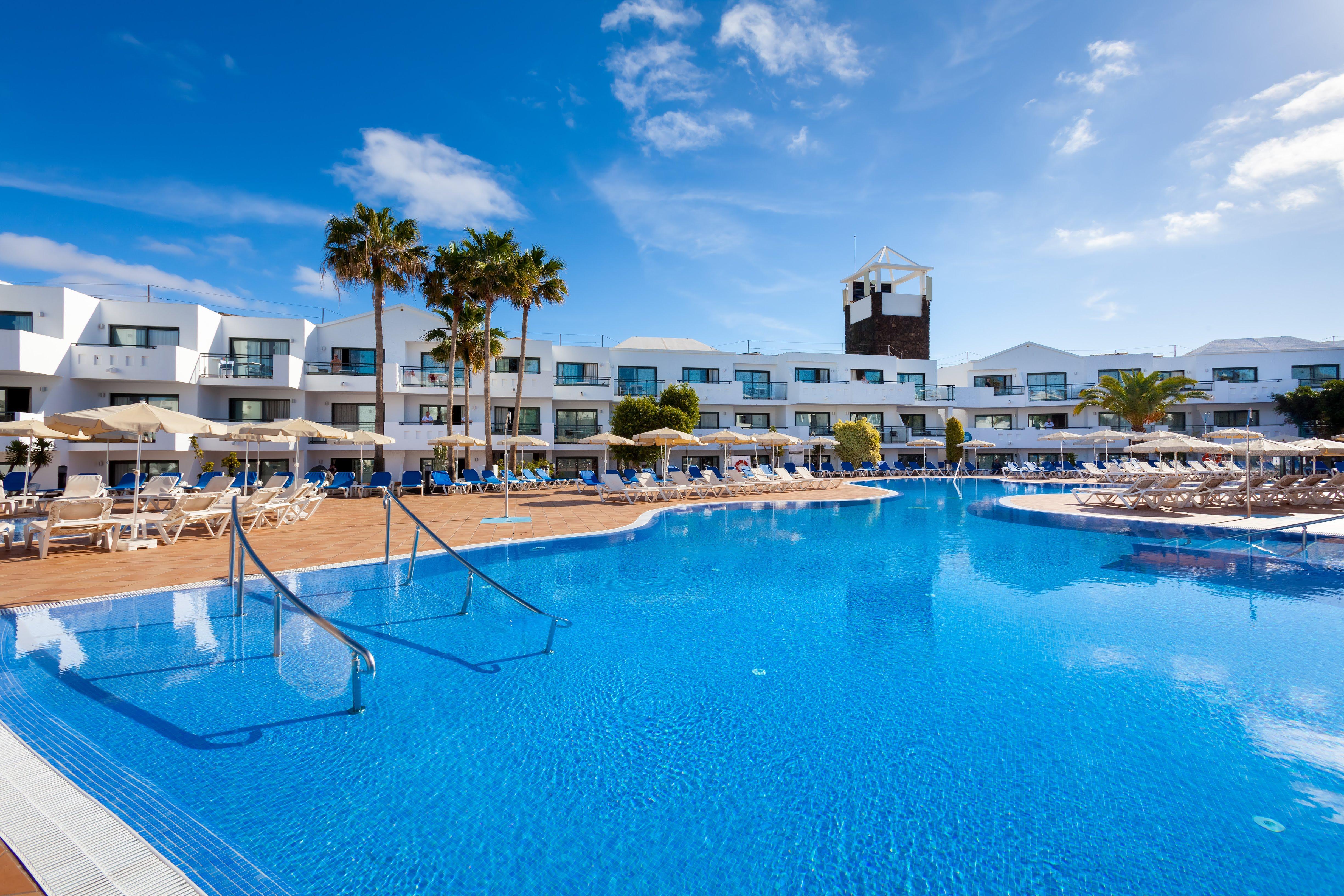 Thb Lanzarote Beach Коста Тегисе Екстериор снимка