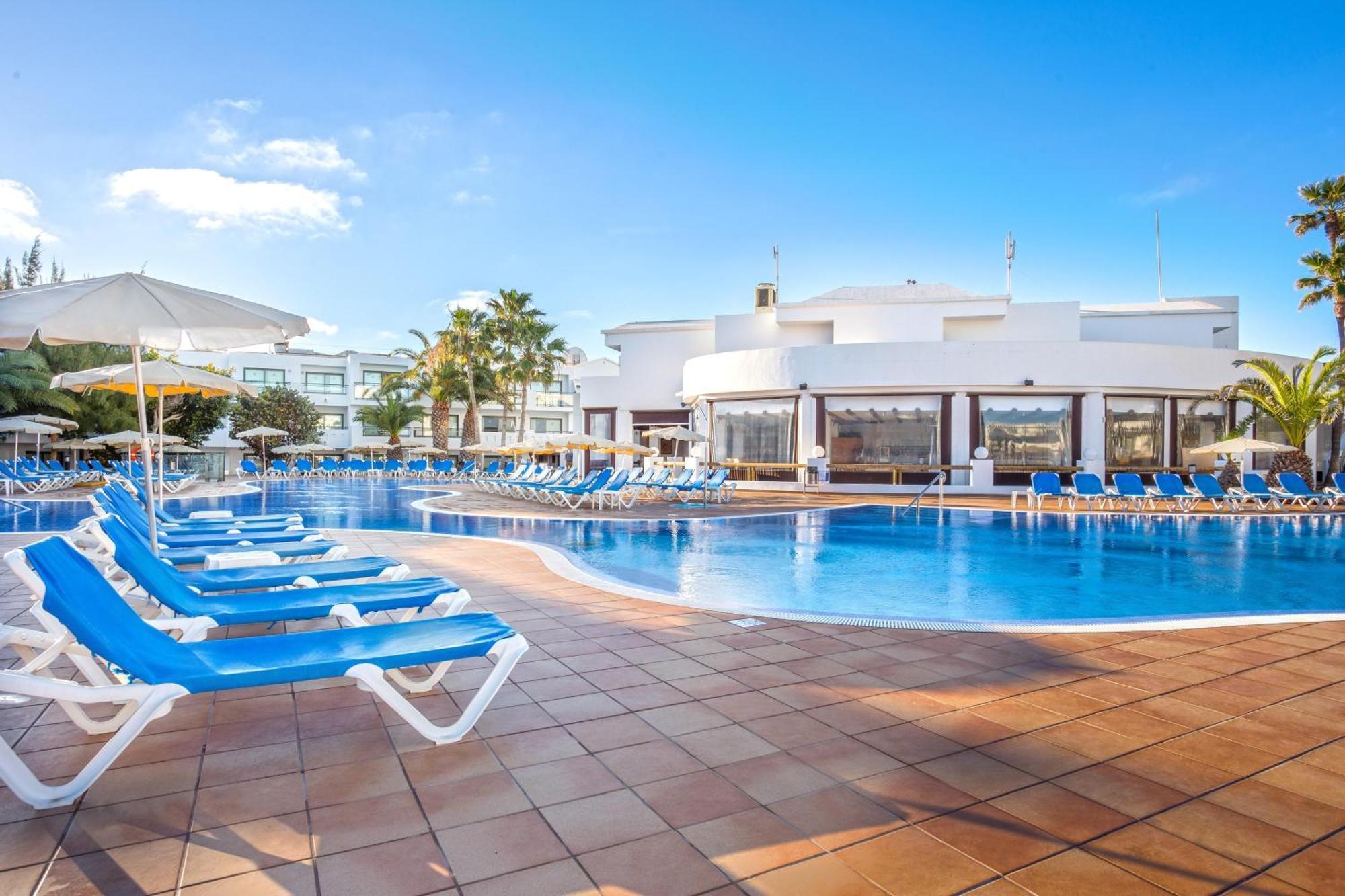 Thb Lanzarote Beach Коста Тегисе Екстериор снимка