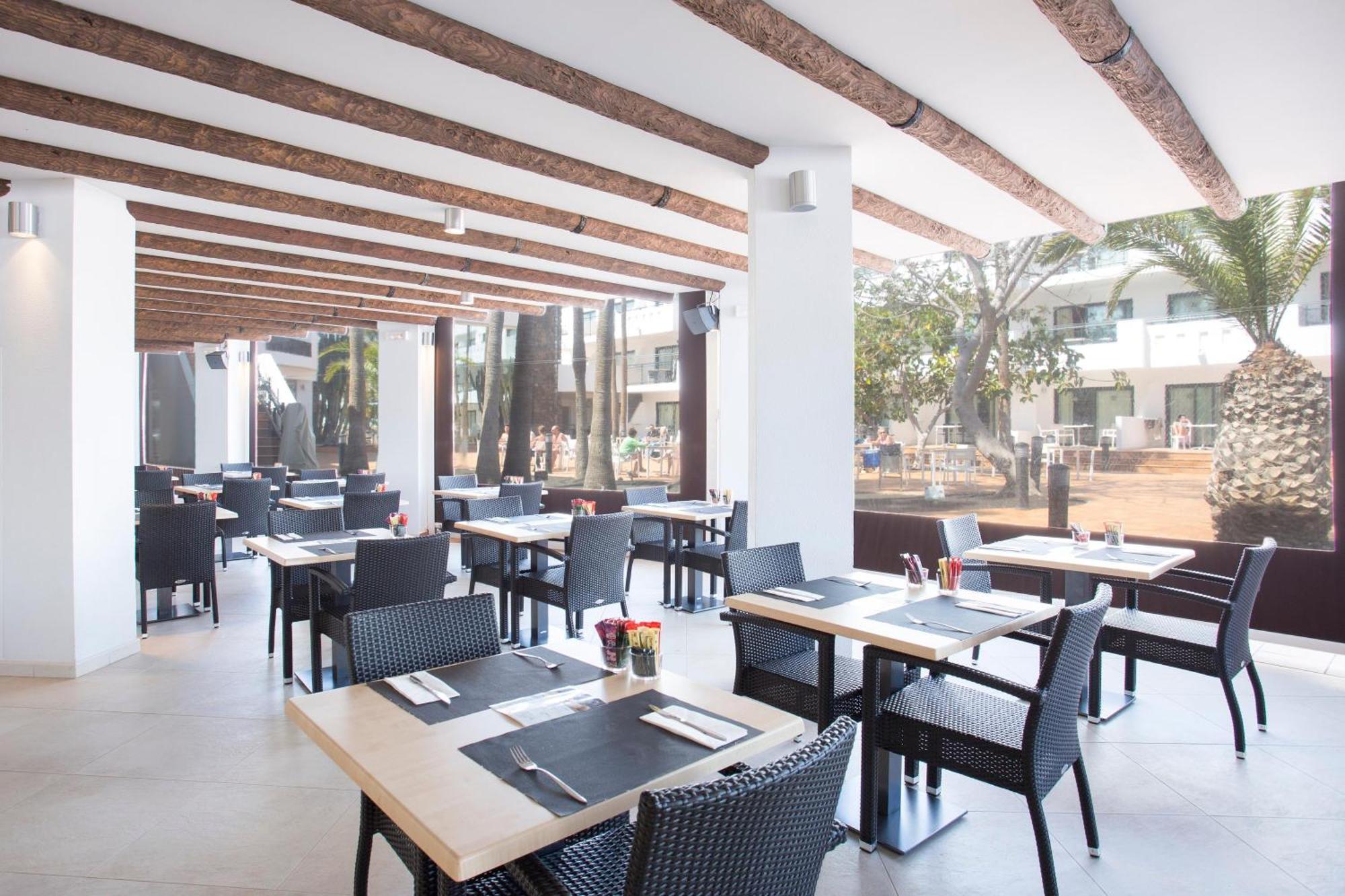 Thb Lanzarote Beach Коста Тегисе Екстериор снимка