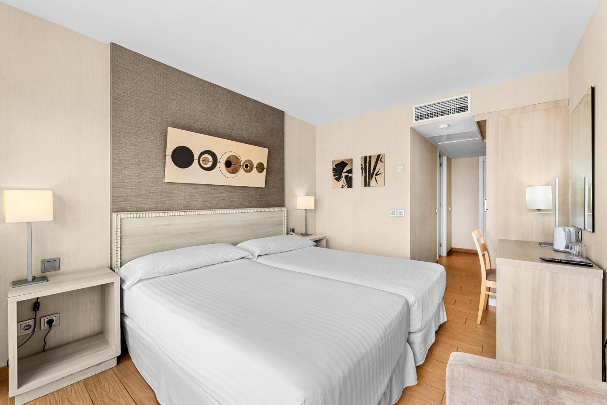 Thb Lanzarote Beach Коста Тегисе Екстериор снимка