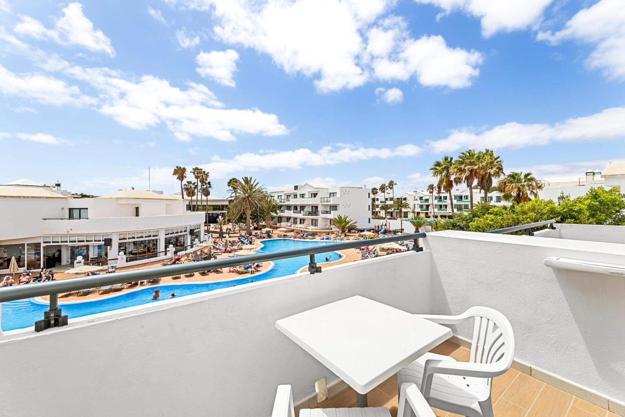 Thb Lanzarote Beach Коста Тегисе Екстериор снимка