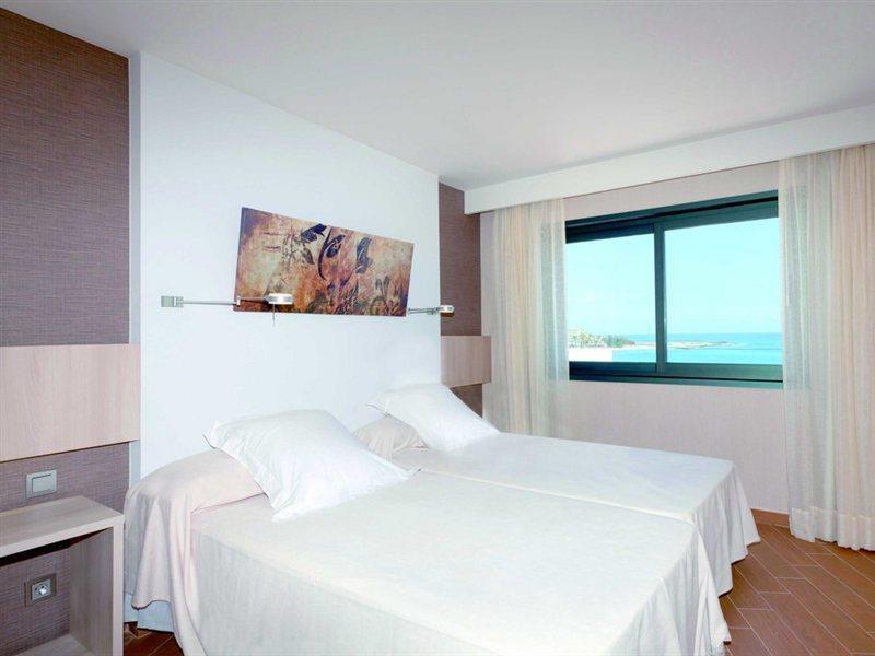Thb Lanzarote Beach Коста Тегисе Екстериор снимка